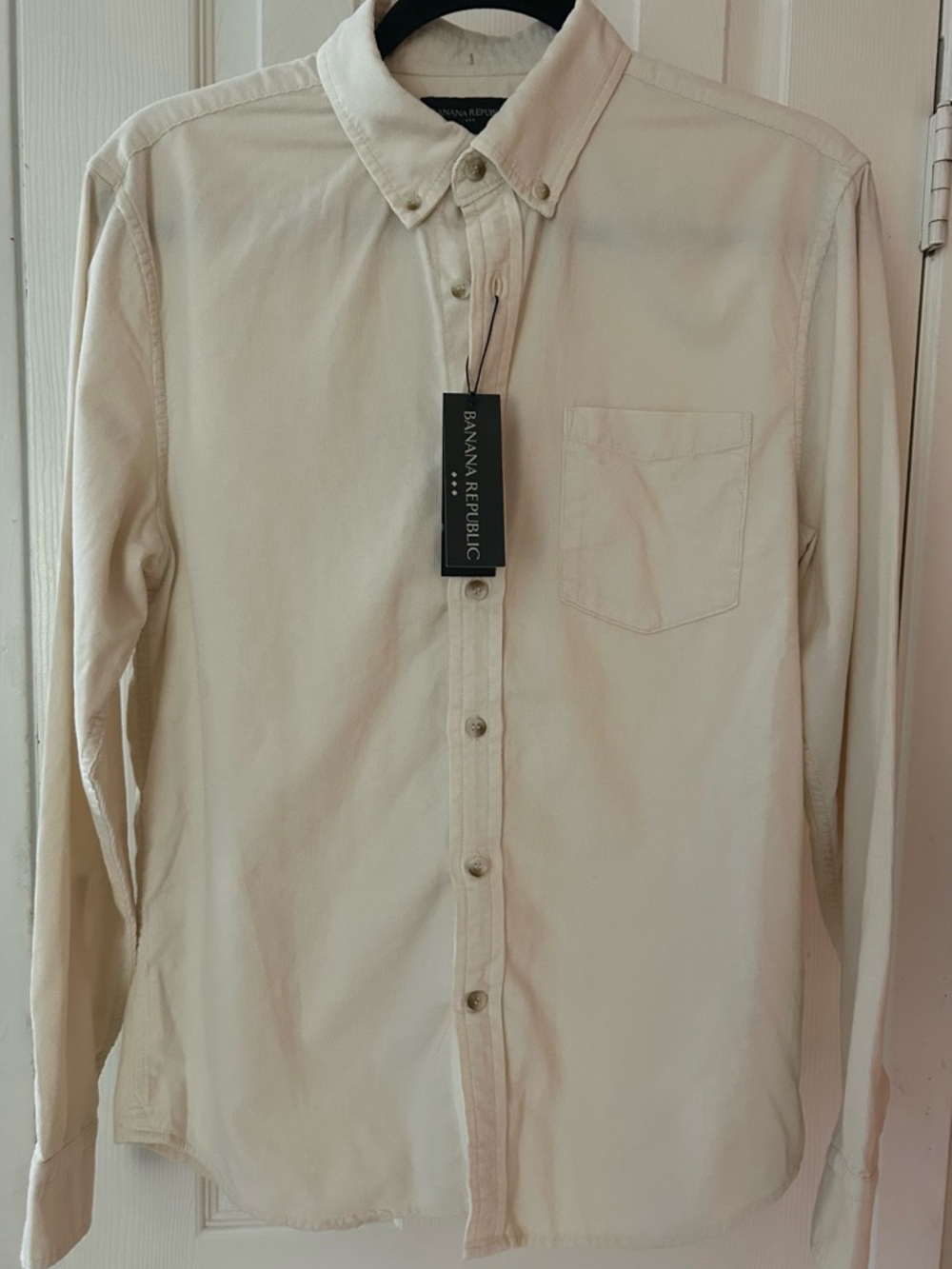 Banana Republic Men's Cream Button-Down Shirt, Small & Slim Fit.